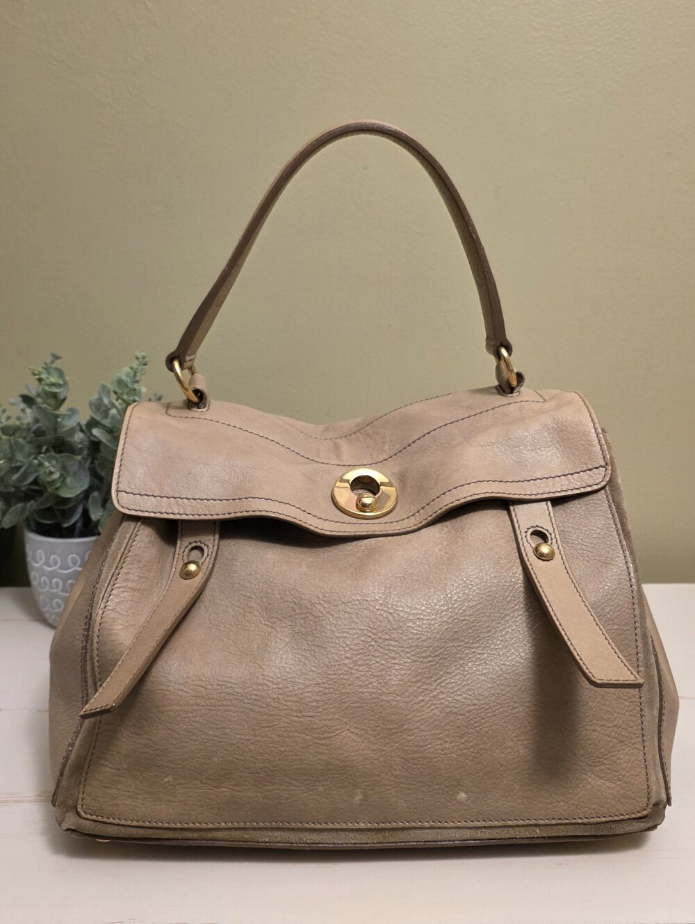 Yves Saint Laurent | Authentic Beige Leather Sac Muse Two